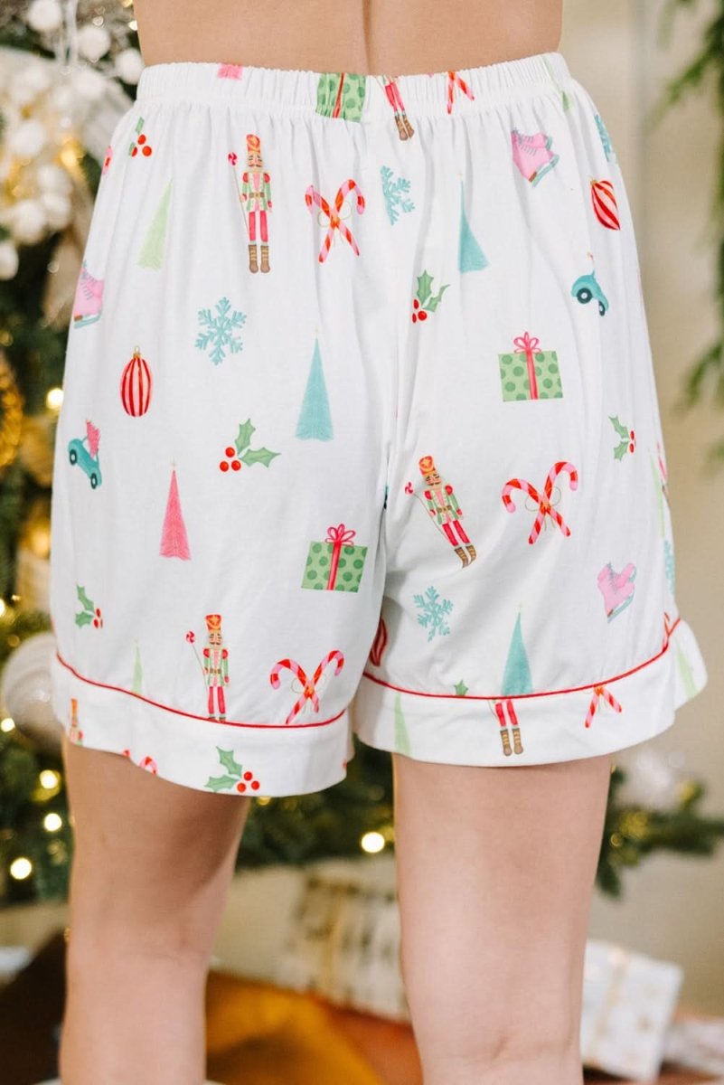 White Christmas Print Short Sleeve Shirt and Shorts Pajama Set - Love Salve 