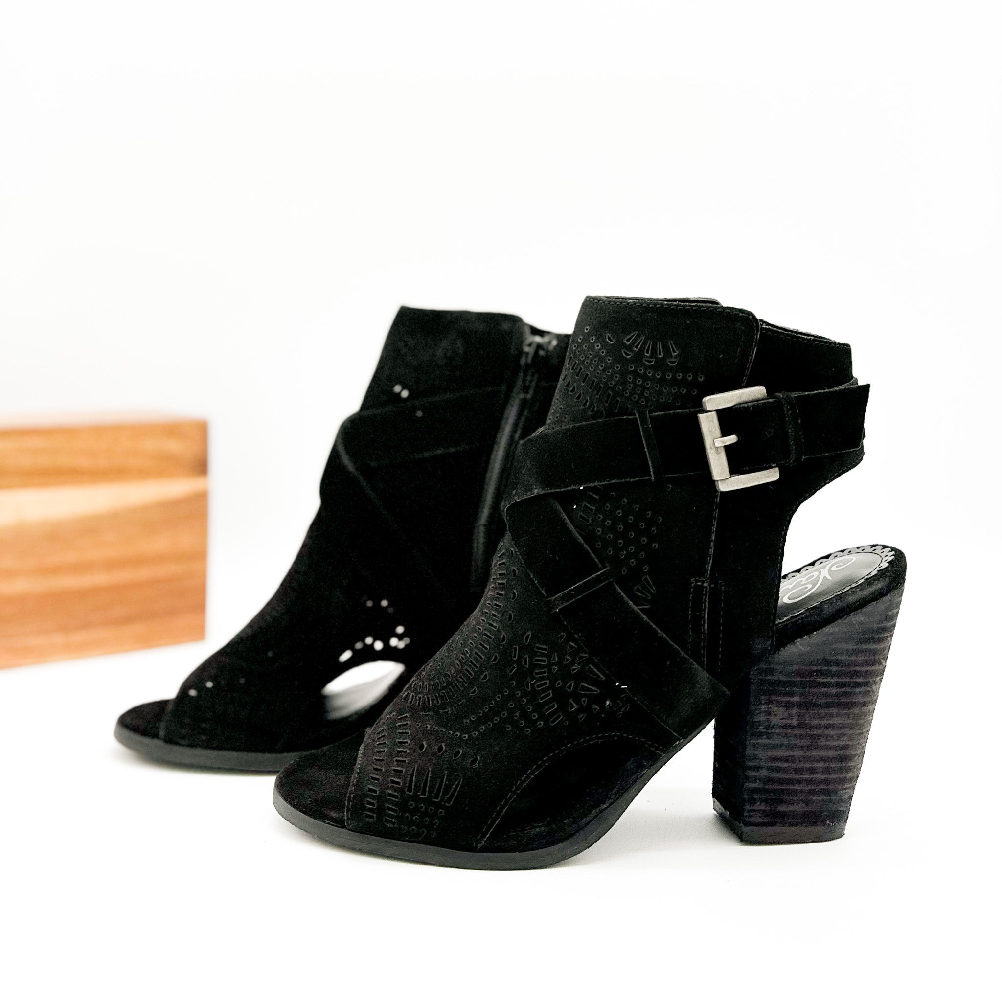 Zuzanna Black Heeled Sandal Criss Cross Laser Cut Design Naughty Monkey