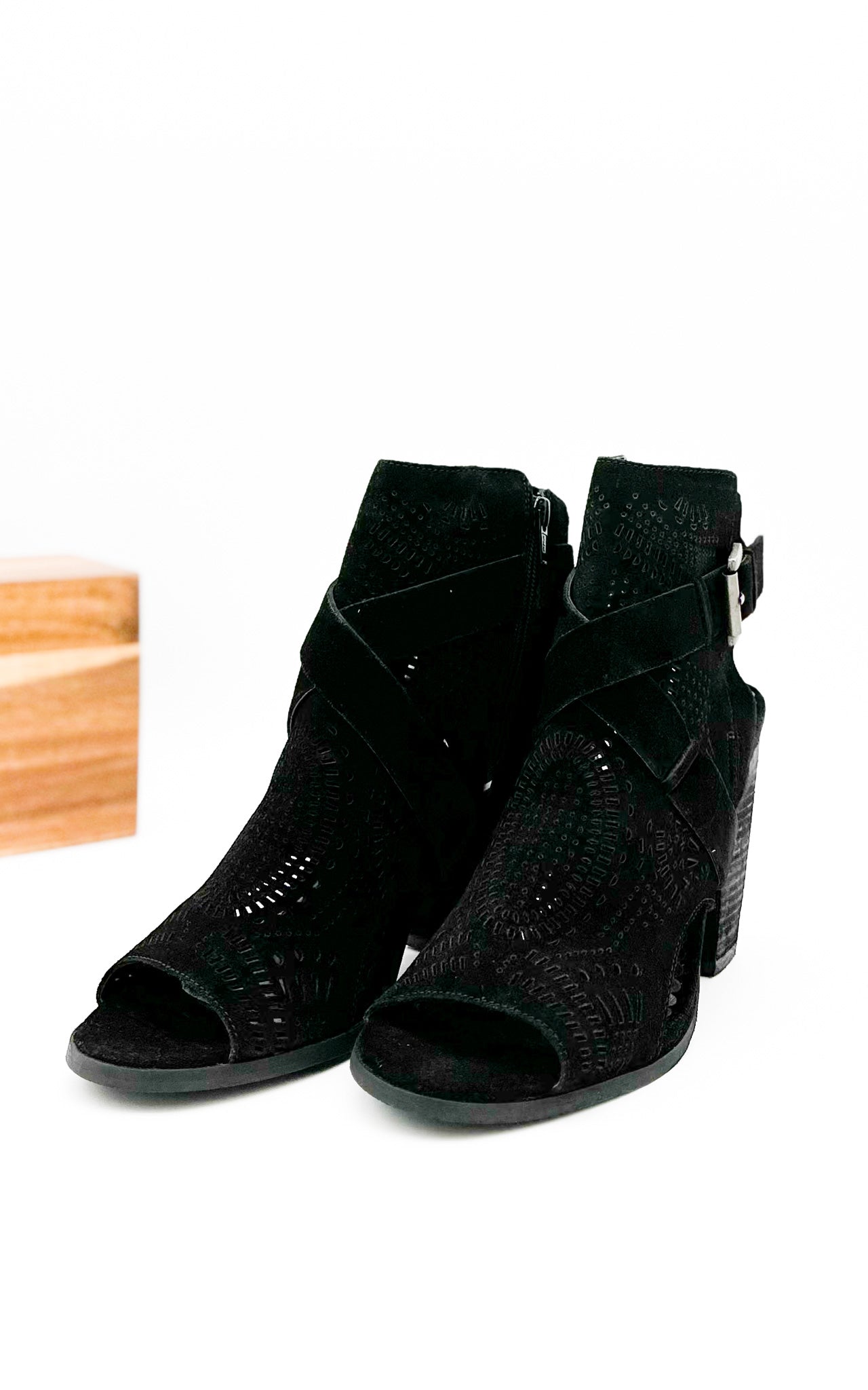 Zuzanna Black Heeled Sandal Criss Cross Laser Cut Design Naughty Monkey