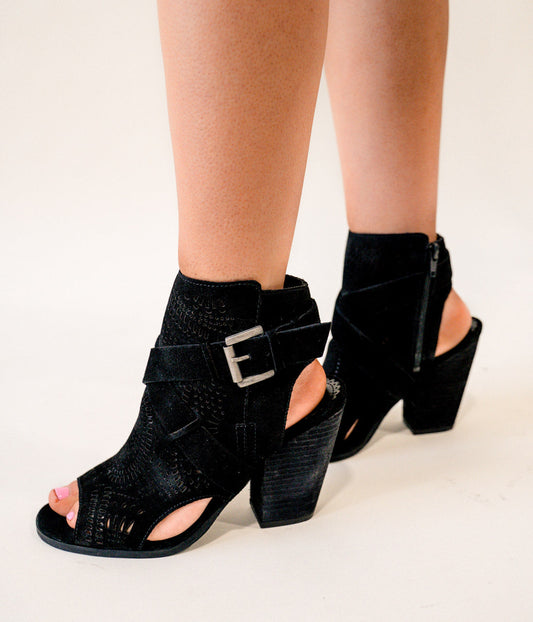 Zuzanna Black Heeled Sandal Criss Cross Laser Cut Design Naughty Monkey