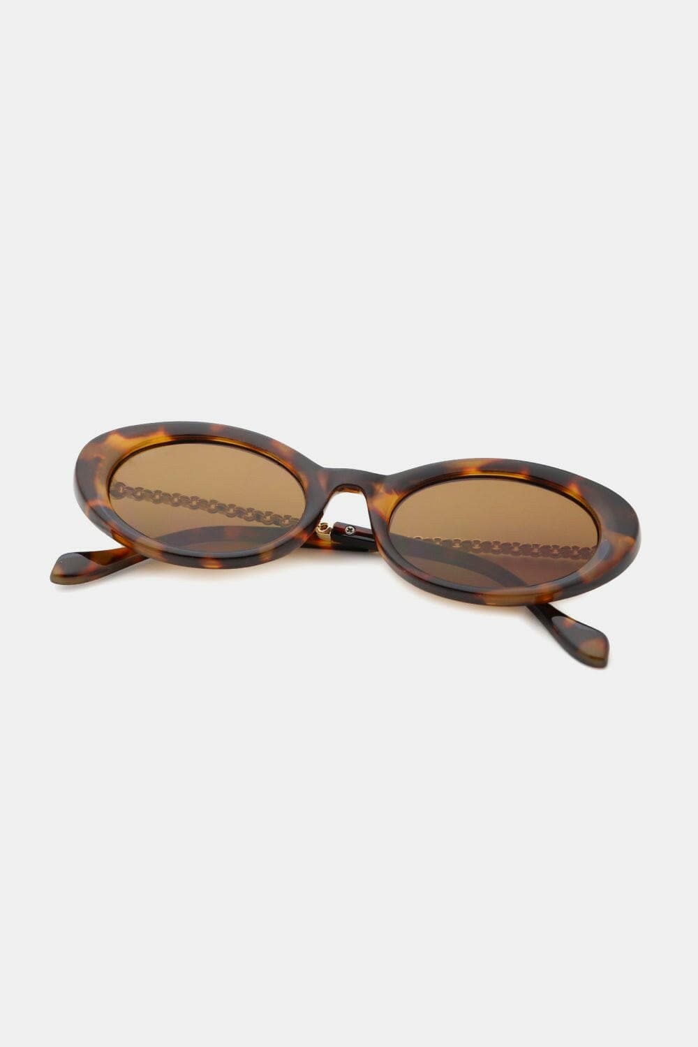 Cat-Eye Sunglasses with Polycarbonate Frame - Love Salve