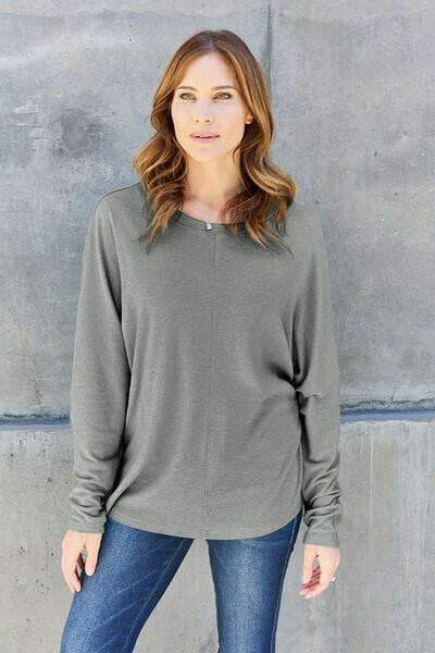 Versatile Round Neck Long Sleeve T-Shirt with Stretchy Fit - Love Salve